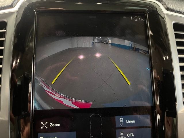 2022 Volvo XC90 T6 Momentum