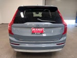 2022 Volvo XC90 T6 Momentum